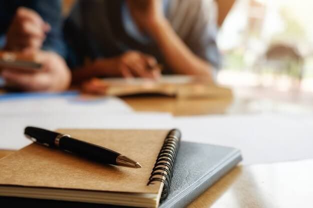 Dissertation korrigieren: Fachliche Expertise für Ihren wissenschaftlichen Erfolg