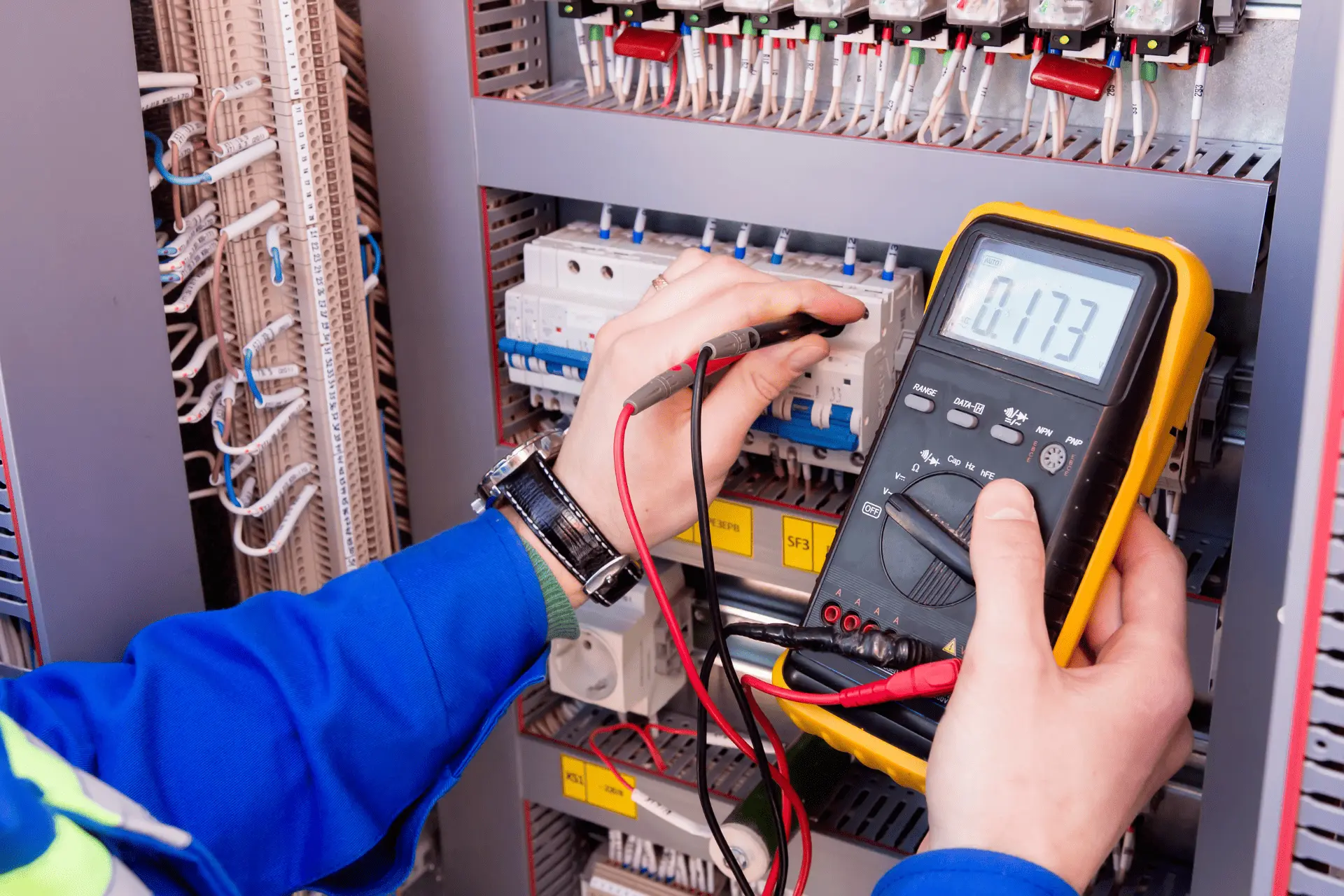 Prüfung elektrischer Anlagen nach DGUV Vorschrift 3 – Was ist zu beachten?